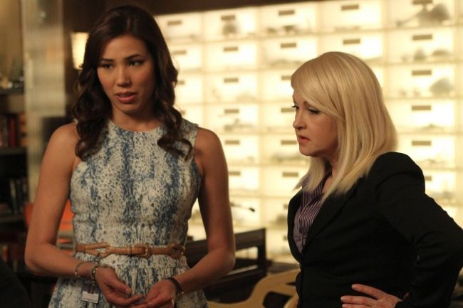 Bones : Fotos Cindy Lauper, Michaela Conlin