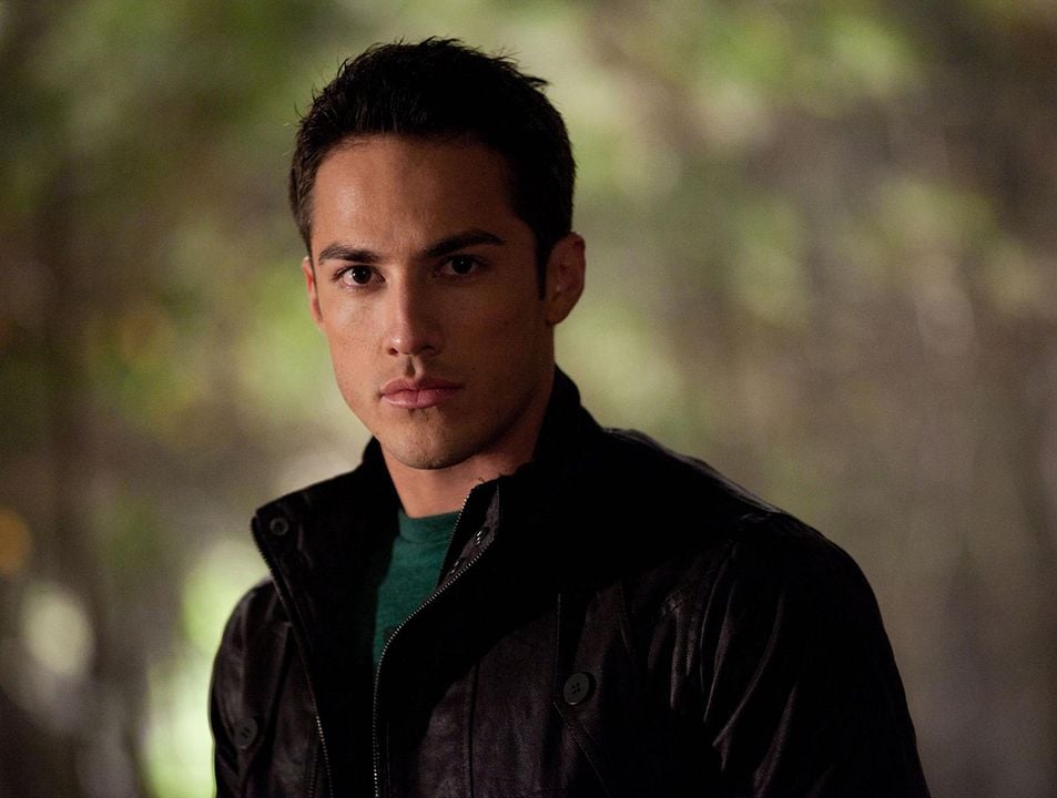 The Vampire Diaries : Fotos Michael Trevino