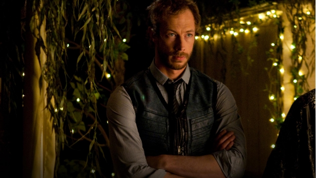 Lost Girl : Fotos Kris Holden-Ried