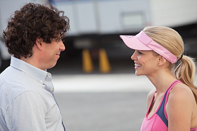 Episodes : Fotos Stephen Mangan, Mircea Monroe