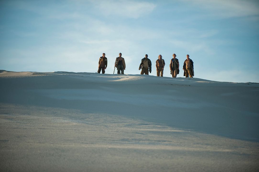 Outcasts : Fotos