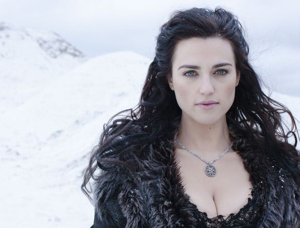 Merlin : Fotos Katie McGrath