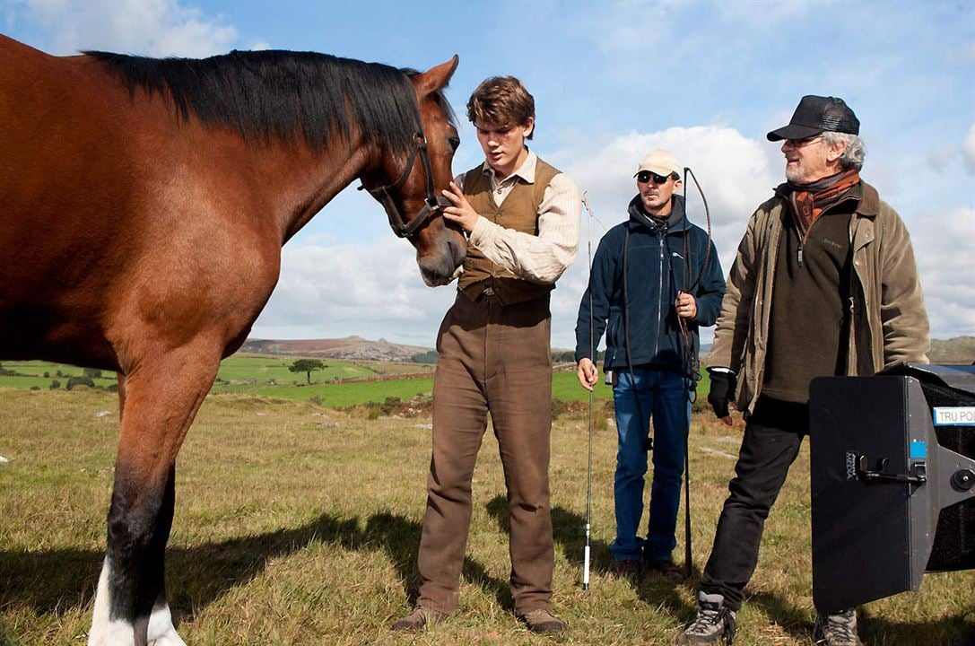 Cavalo de Guerra : Fotos Jeremy Irvine, Steven Spielberg