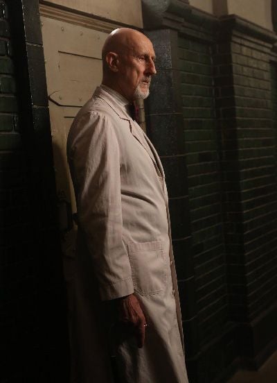 American Horror Story : Fotos James Cromwell