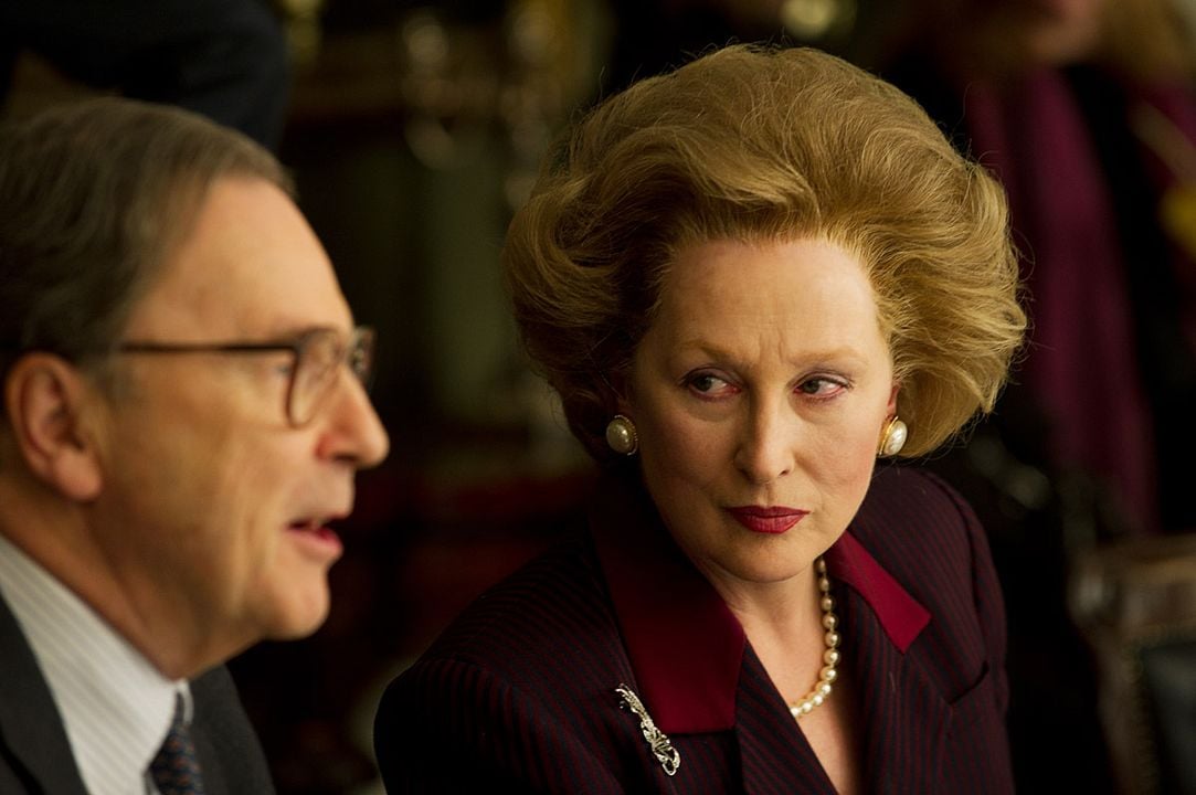 Meryl Streep interpreta Magaret Thatcher em "The Iron Lady". 