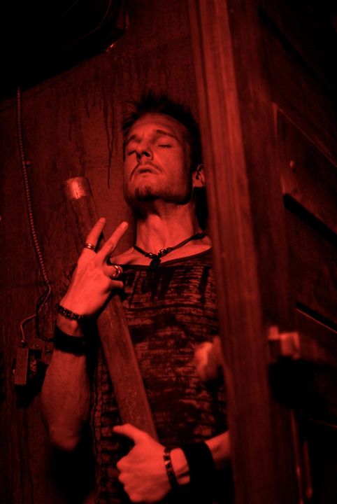 The Divide : Fotos