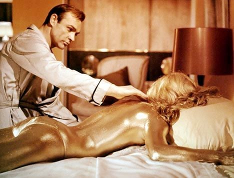 007 Contra Goldfinger : Fotos