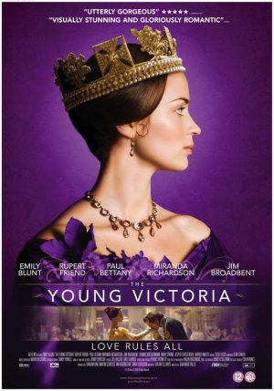 A Jovem Rainha Vitória : Fotos