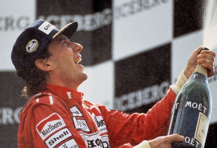 Senna: O Brasileiro, O Herói, O Campeão