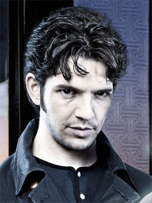 Poster Damien Molony