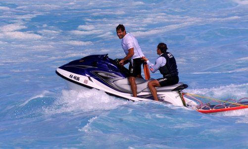Tow In Surfing : Fotos