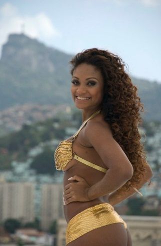 Mulatas! Um Tufão nos Quadris : Fotos