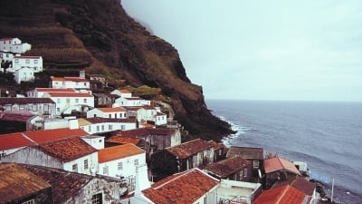 É Na Terra Não É Na Lua : Fotos