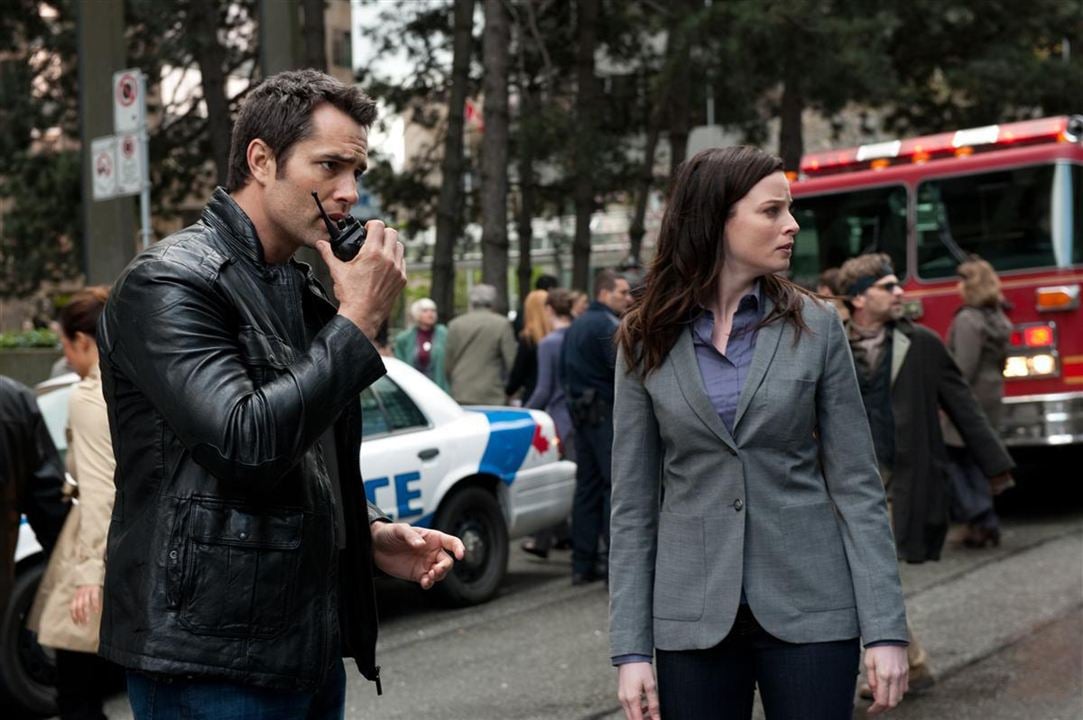 Continuum : Fotos Rachel Nichols, Victor Webster