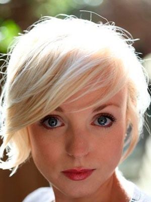Poster Helen George