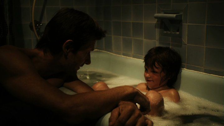 All Dark Places : Fotos