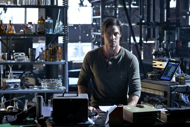 Beauty and the Beast : Fotos Jay Ryan (III)