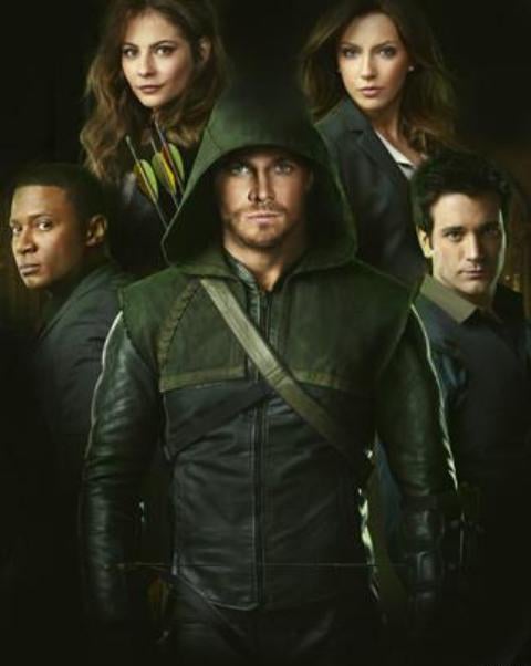 Fotos Colin Donnell, Willa Holland, Katie Cassidy, Stephen Amell, David Ramsey