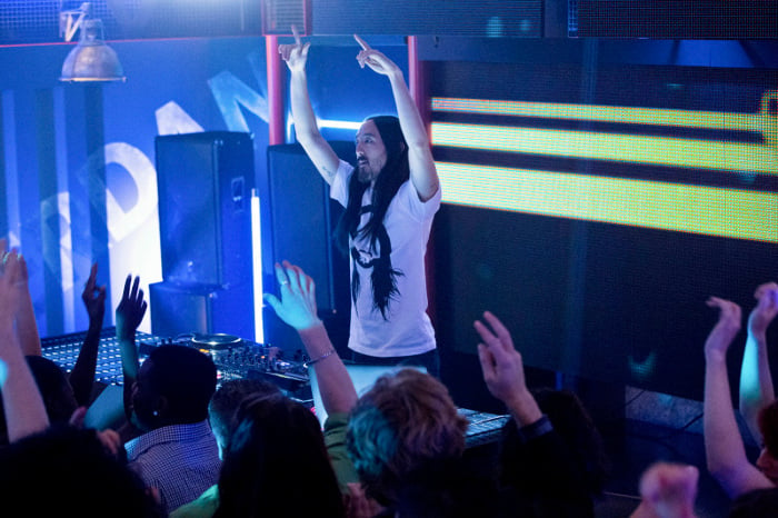 Arrow : Fotos Steve Aoki