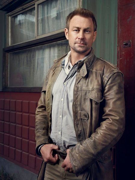 Fotos Grant Bowler