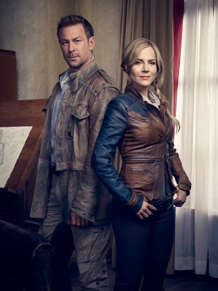 Fotos Julie Benz, Grant Bowler