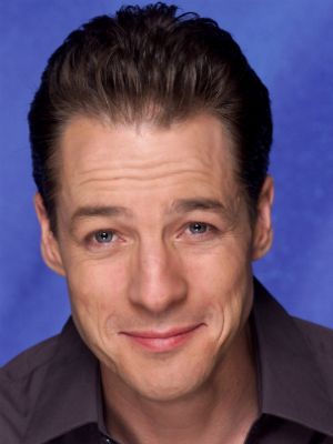 Poster French Stewart