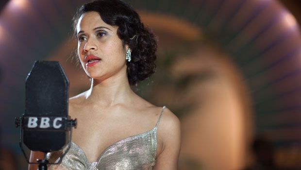 Fotos Angel Coulby