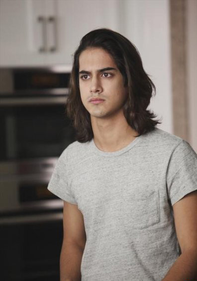 Twisted : Fotos Avan Jogia