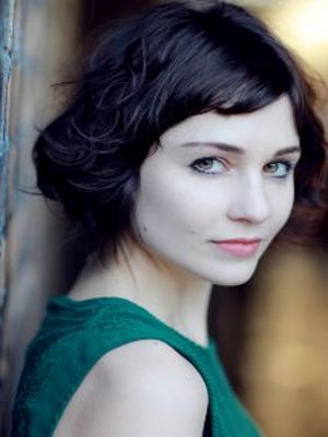 Poster Tuppence Middleton