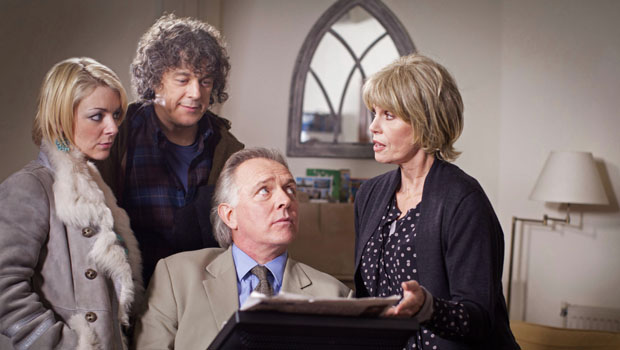 Jonathan Creek : Fotos Alan Davies, Joanna Lumley