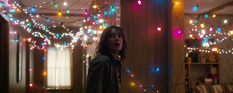 Stranger Things, Elenco brilha na estreia mundial da série