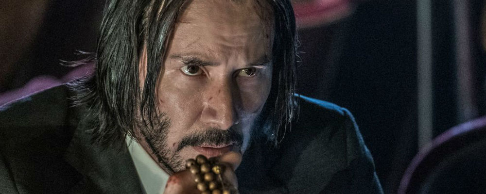 Keanu Reeves quebra tudo no novo trailer DUBLADO de 'John Wick 4