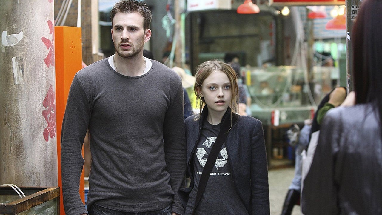 Heróis: Relembre o filme com Chris Evans e Dakota Fanning que está  conquistando o público da Netflix - Notícias de cinema - AdoroCinema