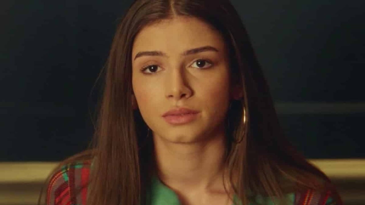 6 coisas que você não sabia sobre Mimi Keene, estrela dos maiores sucessos  adolescentes este mês - Notícias de séries - AdoroCinema