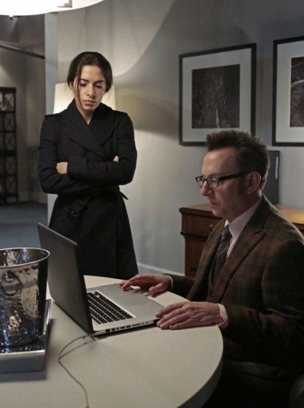 Person Of Interest : Fotos Michael Emerson, Sarah Shahi