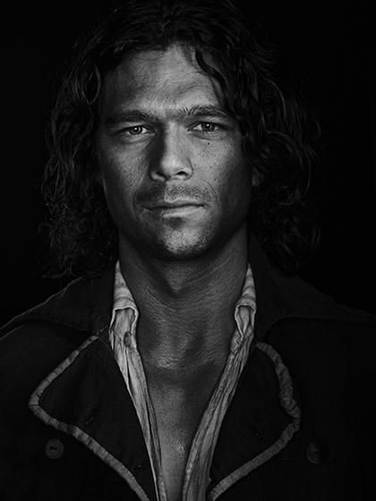 Fotos Luke Arnold