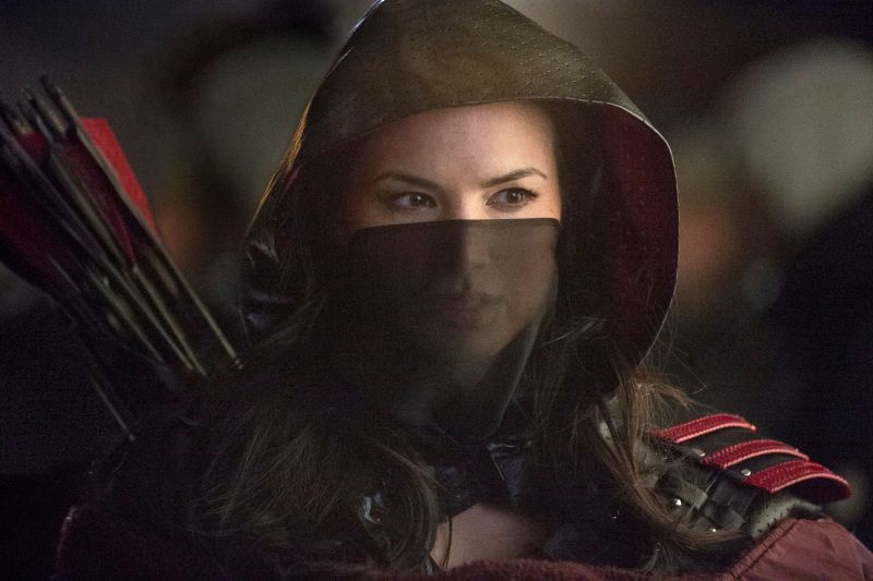 Arrow : Fotos Katrina Law