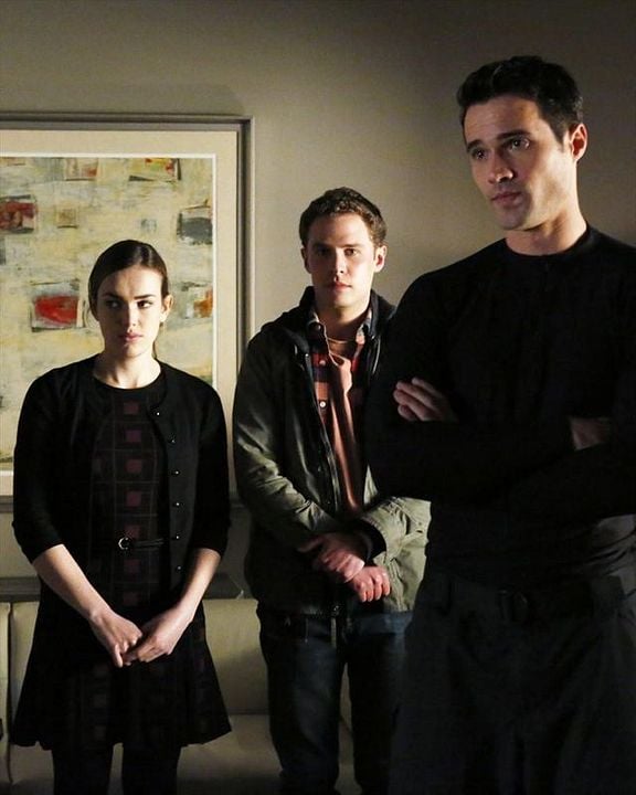 Marvel's Agents of S.H.I.E.L.D. : Fotos Iain De Caestecker, Elizabeth Henstridge, Brett Dalton