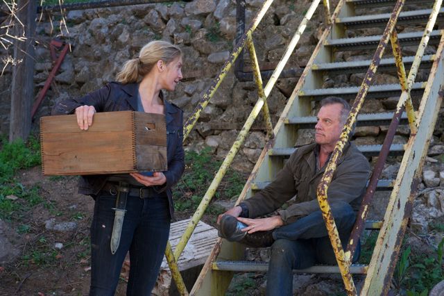 Fotos Elizabeth Mitchell, Stephen Collins