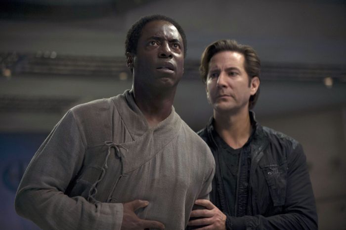 The 100 : Fotos Henry Ian Cusick, Isaiah Washington