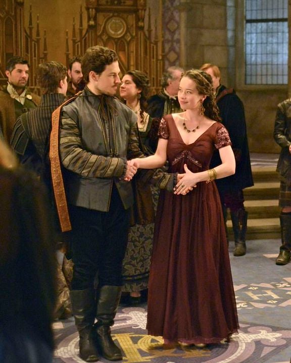 Reign : Fotos Anna Popplewell