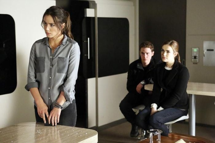 Marvel's Agents of S.H.I.E.L.D. : Fotos Iain De Caestecker, Elizabeth Henstridge, Chloe Bennet