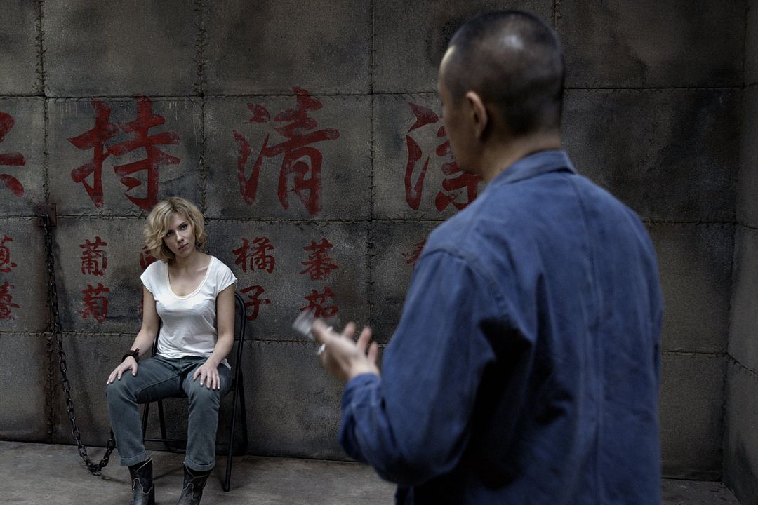 Lucy : Fotos Scarlett Johansson