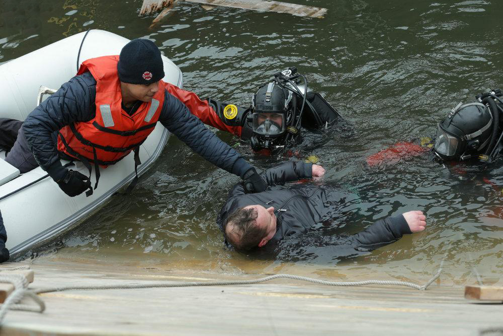 Chicago Fire : Fotos Charlie Barnett, Taylor Kinney