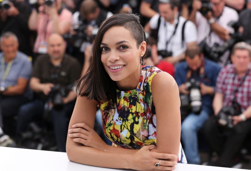 Revista Rosario Dawson