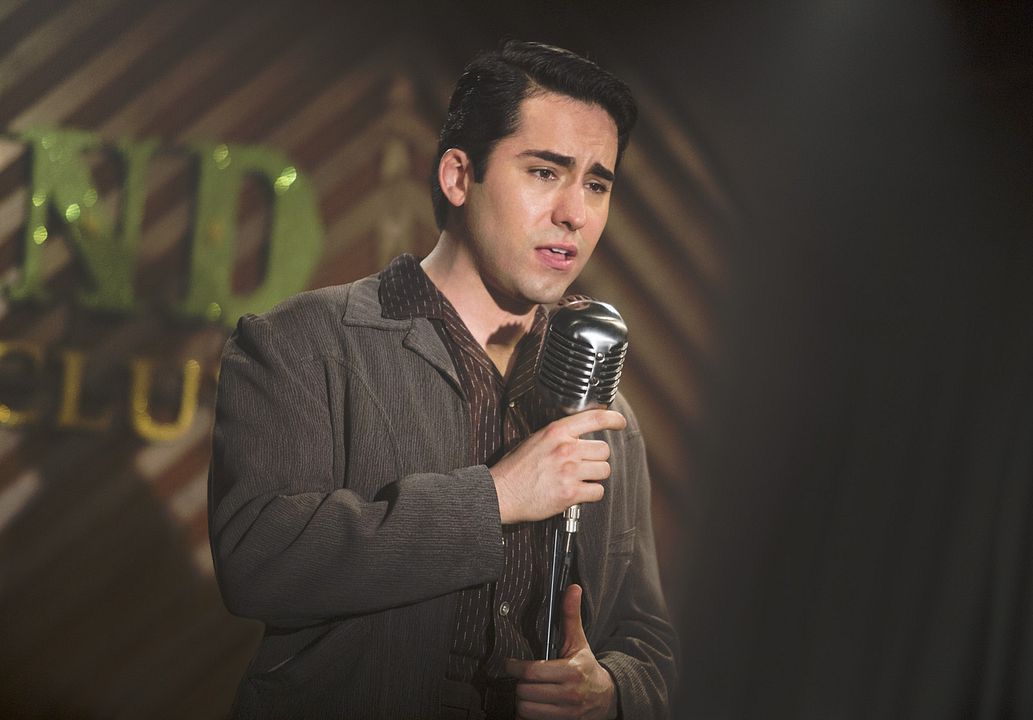 Jersey Boys: Em Busca da Música : Fotos John Lloyd Young