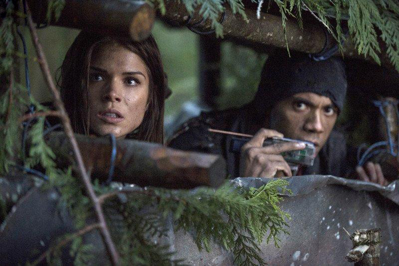 The 100 : Fotos Marie Avgeropoulos, Jarod Joseph