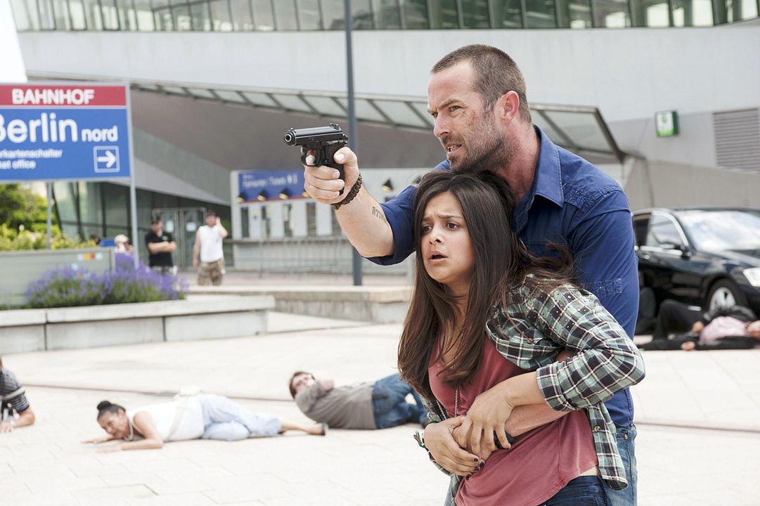 Strike Back : Fotos Sullivan Stapleton