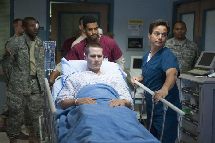 The Night Shift : Fotos Luke MacFarlane, JR Lemon