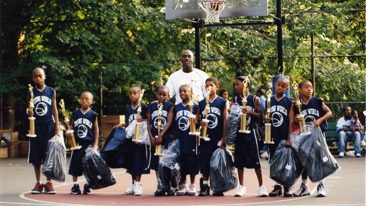 Doin' It in the Park: Pick-Up Basketball, NYC : Fotos